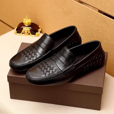 ボッテガ ヴェネタ カジュアルシューズ