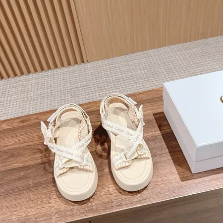 クロエ サンダル