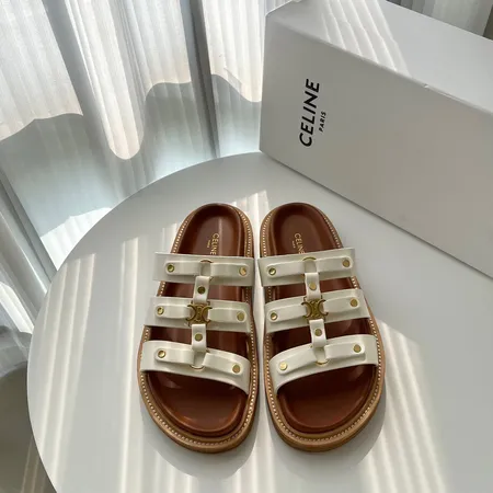 セリーヌ スリッパ