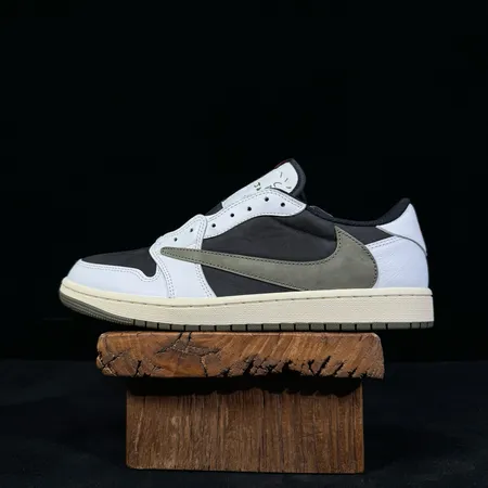 エアジョーダン スニーカー