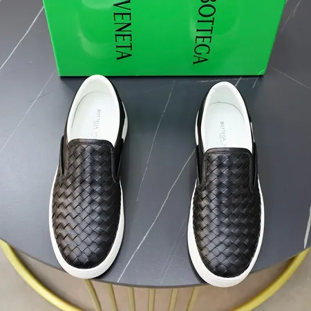 ボッテガ ヴェネタ カジュアルシューズ