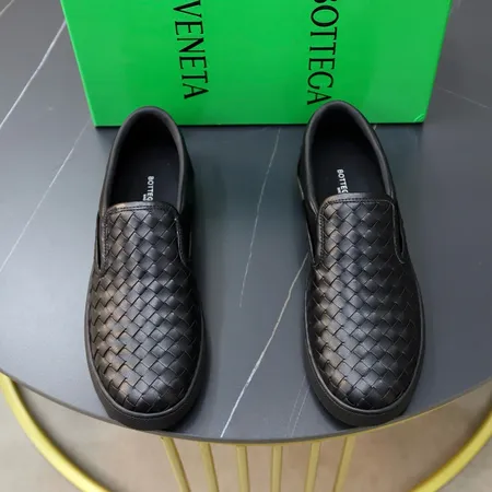 ボッテガ ヴェネタ カジュアルシューズ
