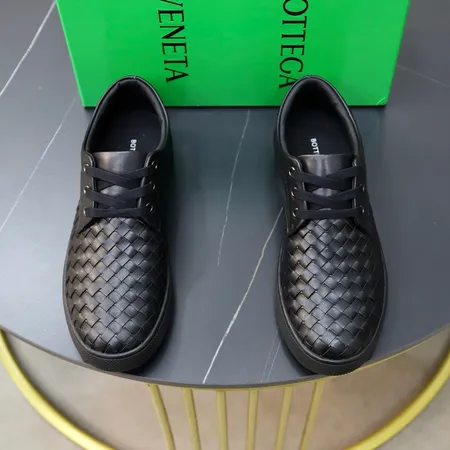 ボッテガ ヴェネタ カジュアルシューズ