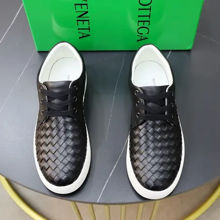 ボッテガ ヴェネタ カジュアルシューズ