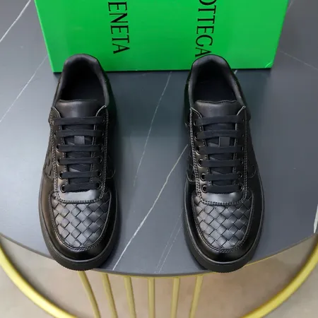 ボッテガ ヴェネタ カジュアルシューズ