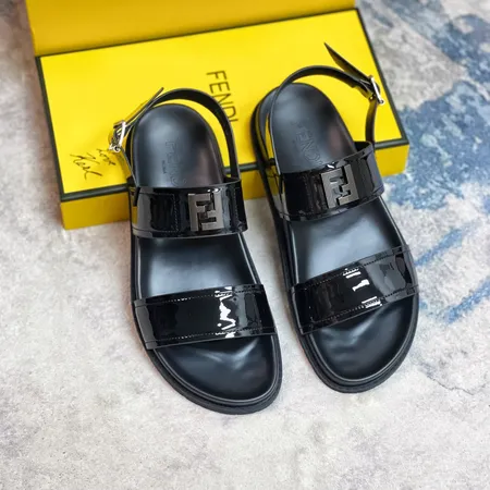 フェンディ サンダル