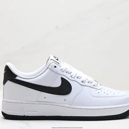 ナイキ カジュアルシューズ