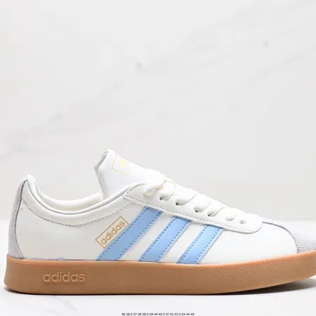 アディダス カジュアルシューズ