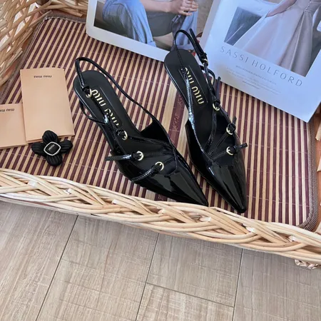 ミュウミュウ サンダル