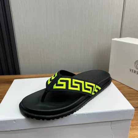 ヴェルサーチ スリッパ