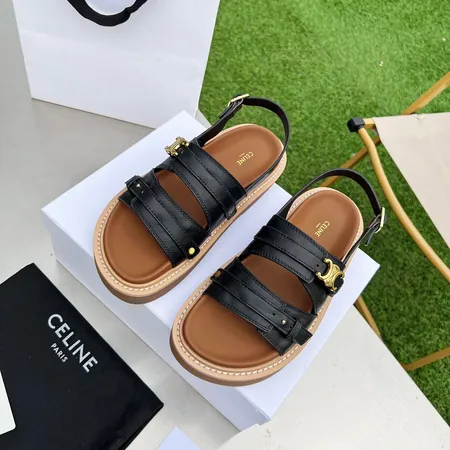 セリーヌ サンダル