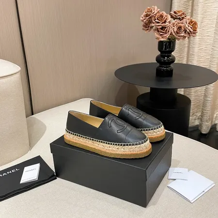 シャネル カジュアルシューズ