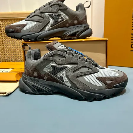 ルイヴィトン スニーカー