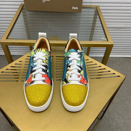 クリスチャン・ルブタン カジュアルシューズ