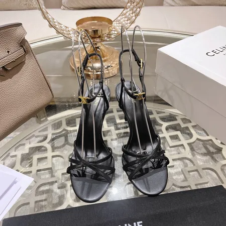 セリーヌ サンダル