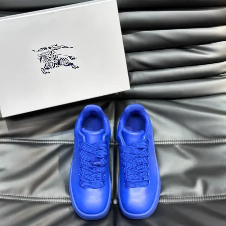 バーバリー ス カジュアルシューズ