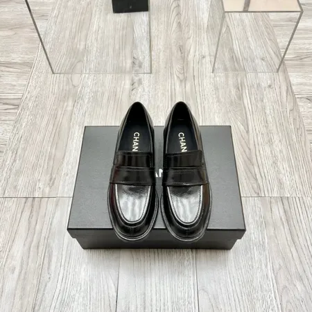 シャネル ビジネスシューズ