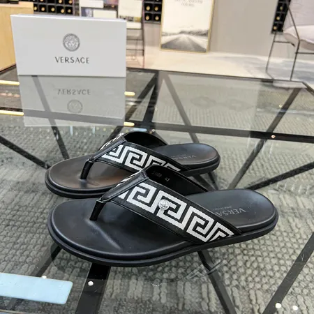 ヴェルサーチ スリッパ