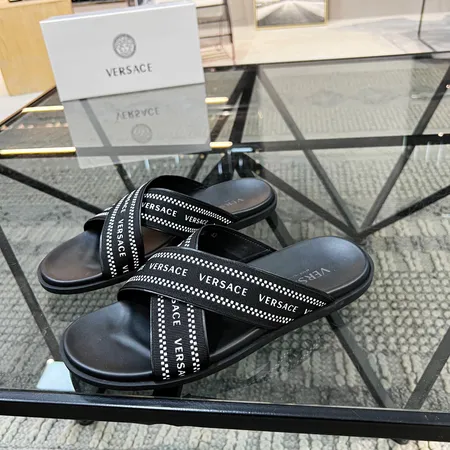 ヴェルサーチ スリッパ