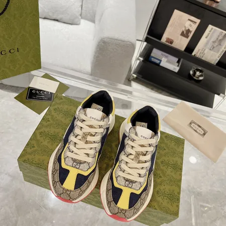 グッチ スニーカー