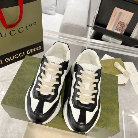 グッチ スニーカー