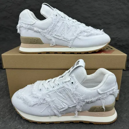 ミュウミュウ カジュアルシューズ