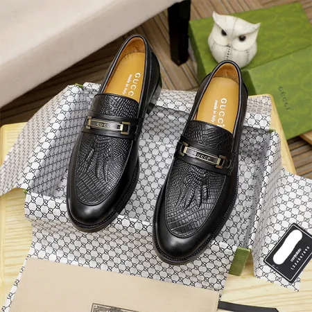 グッチ ビジネスシューズ