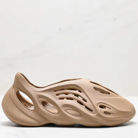 アディダス サンダル