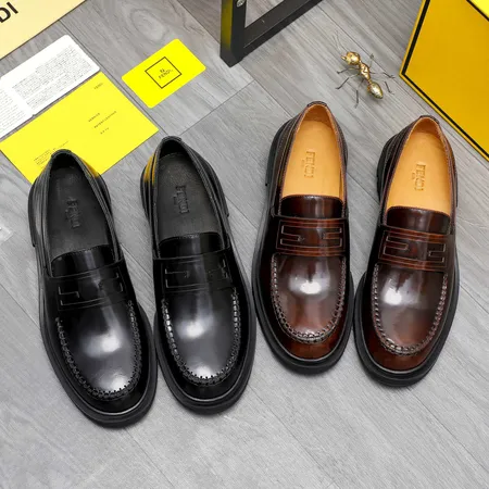 フェンディ ビジネスシューズ