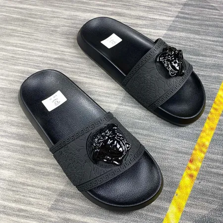 ヴェルサーチ スリッパ