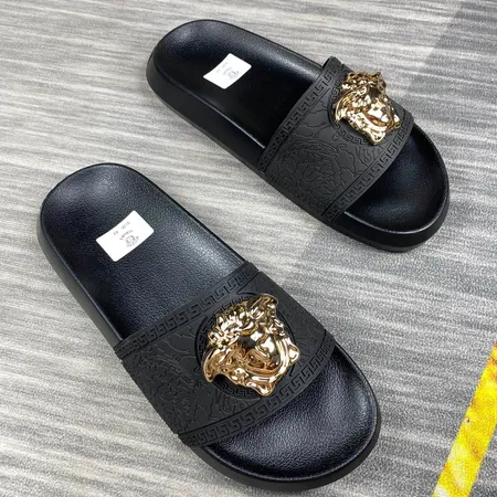 ヴェルサーチ スリッパ