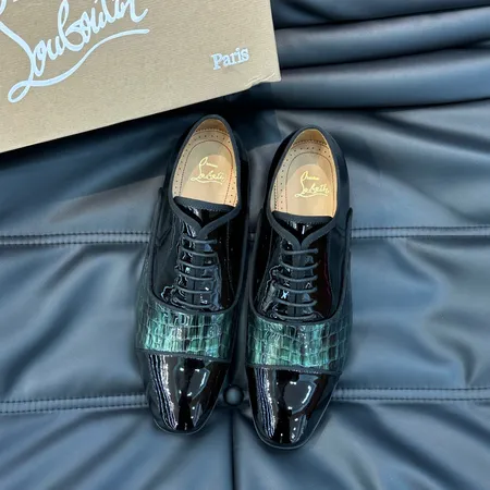 クリスチャン・ルブタン ビジネスシューズ