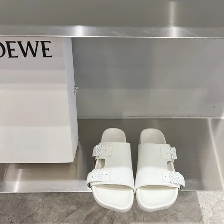 ロエベ サンダル