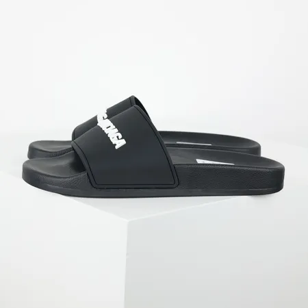 バレンシアガ スリッパ