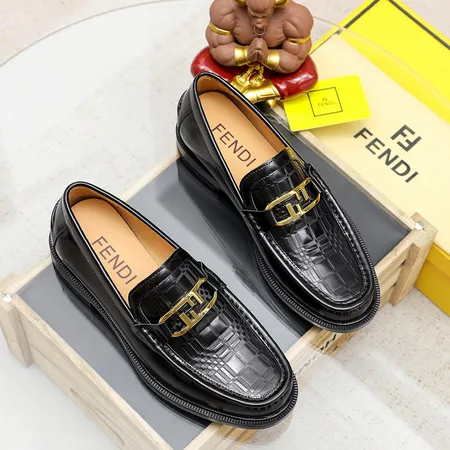 フェンディ ビジネスシューズ