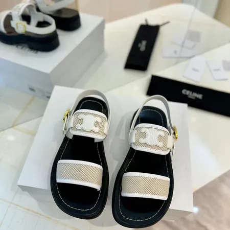 セリーヌ サンダル