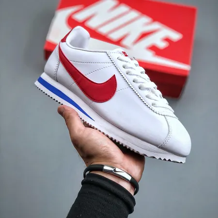 ナイキ カジュアルシューズ