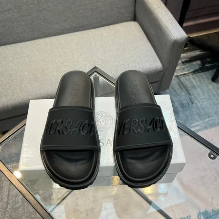 ヴェルサーチ スリッパ