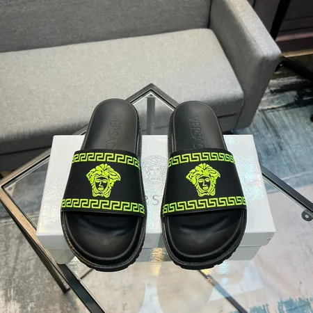 ヴェルサーチ スリッパ