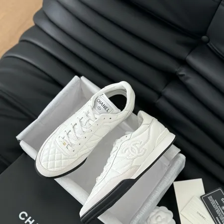 シャネル スニーカー