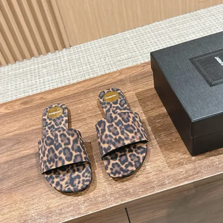 イブサンローラン スリッパ