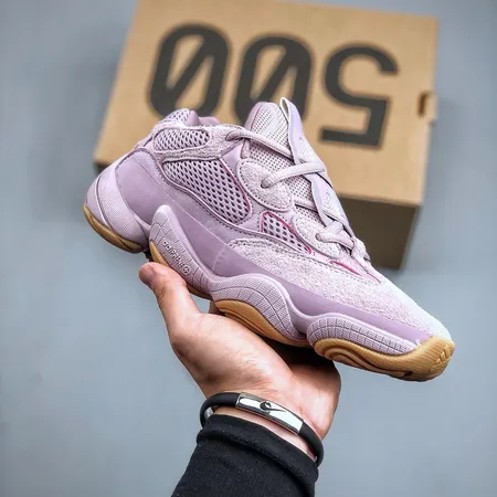 アディダス スニーカー