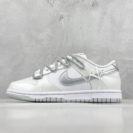 ナイキ カジュアルシューズ