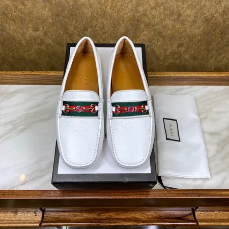 グッチ ビジネスシューズ