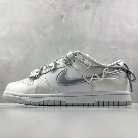 ナイキ カジュアルシューズ