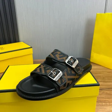 フェンディ スリッパ