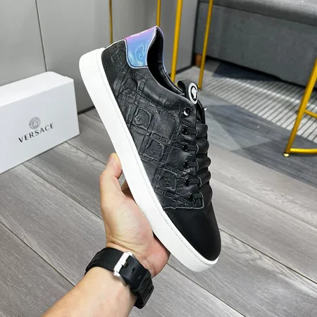 ヴェルサーチ カジュアルシューズ