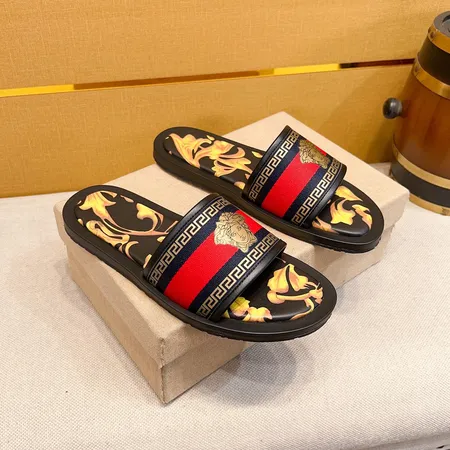 ヴェルサーチ スリッパ