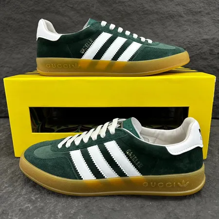 グッチ カジュアルシューズ