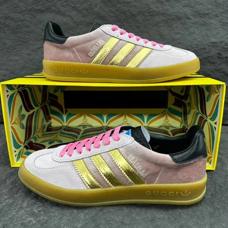 グッチ カジュアルシューズ